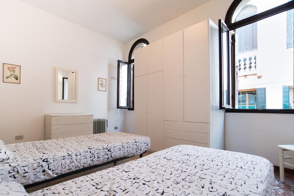 Lustraferi Apartment Benátky Exteriér fotografie